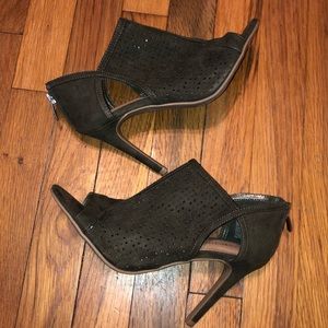 Olive heeled booties